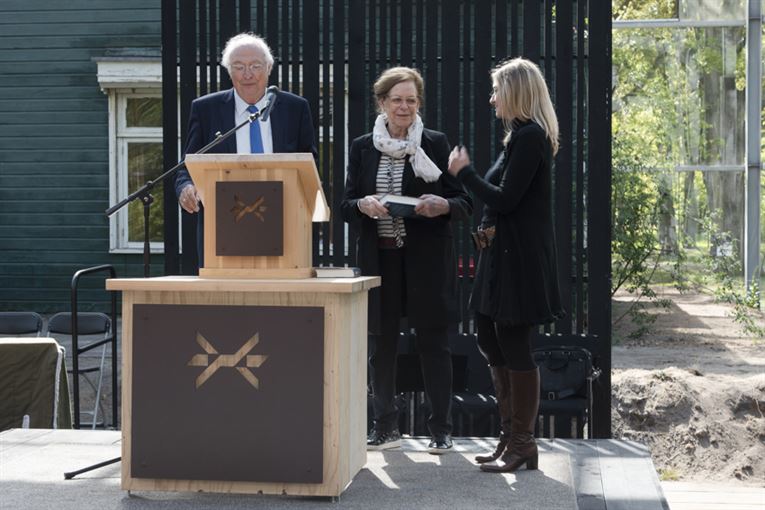  Biografie Gemmeker gepresenteerd in Herinneringscentrum