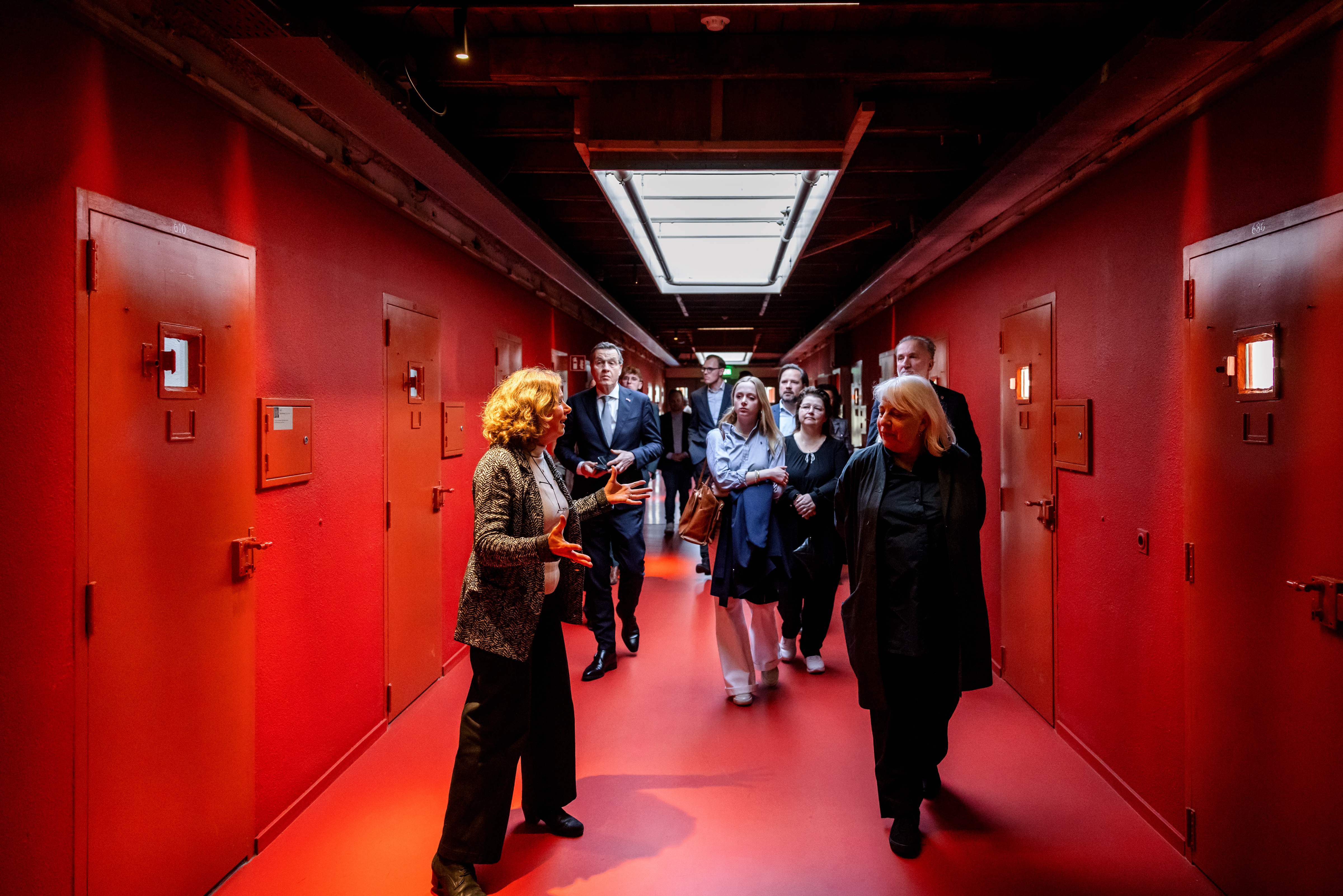 Bezoek vaste Kamercommissie VWS aan Herinneringscentra 