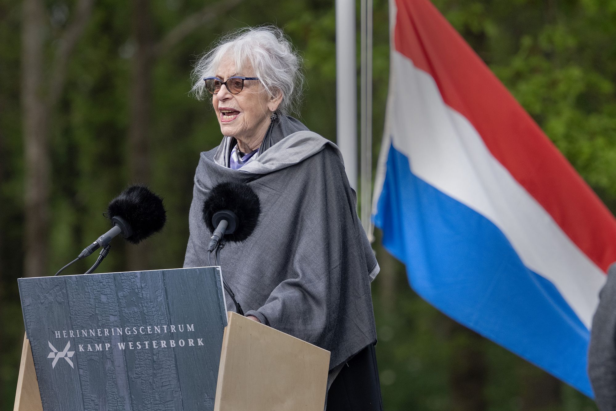 Dodenherdenking bij kamp Westerbork: 
